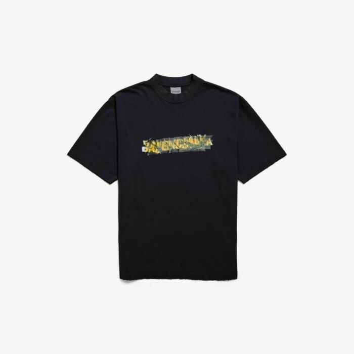 ブラック の メンズ Messy Spray Tシャツ ミディアムフィット