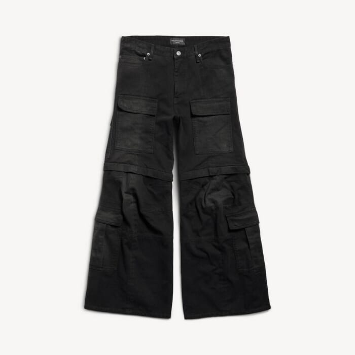 Flared Cargo パンツ で ブラック